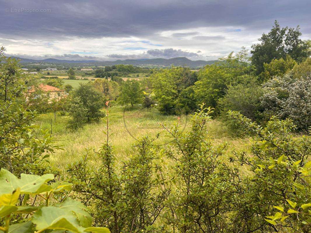 Terrain situé à Saint Jean De Maruejols de 1522 m2 - photo 2