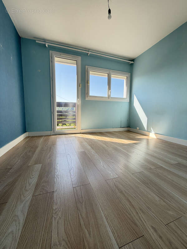 Appartement à GIF-SUR-YVETTE