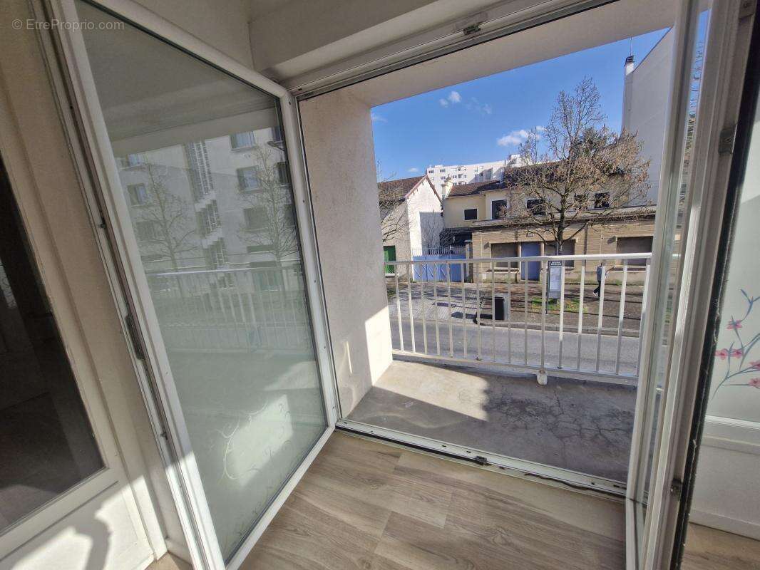 Maison à SATHONAY-CAMP