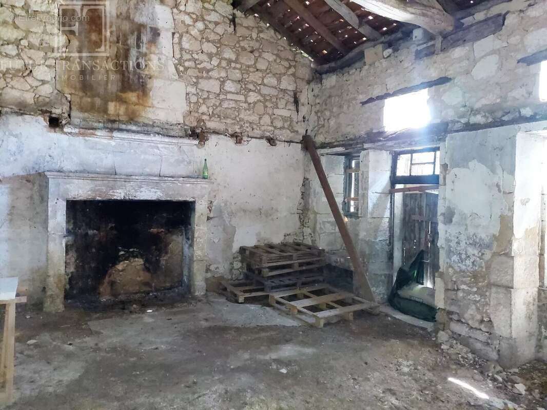 Maison à MAREUIL