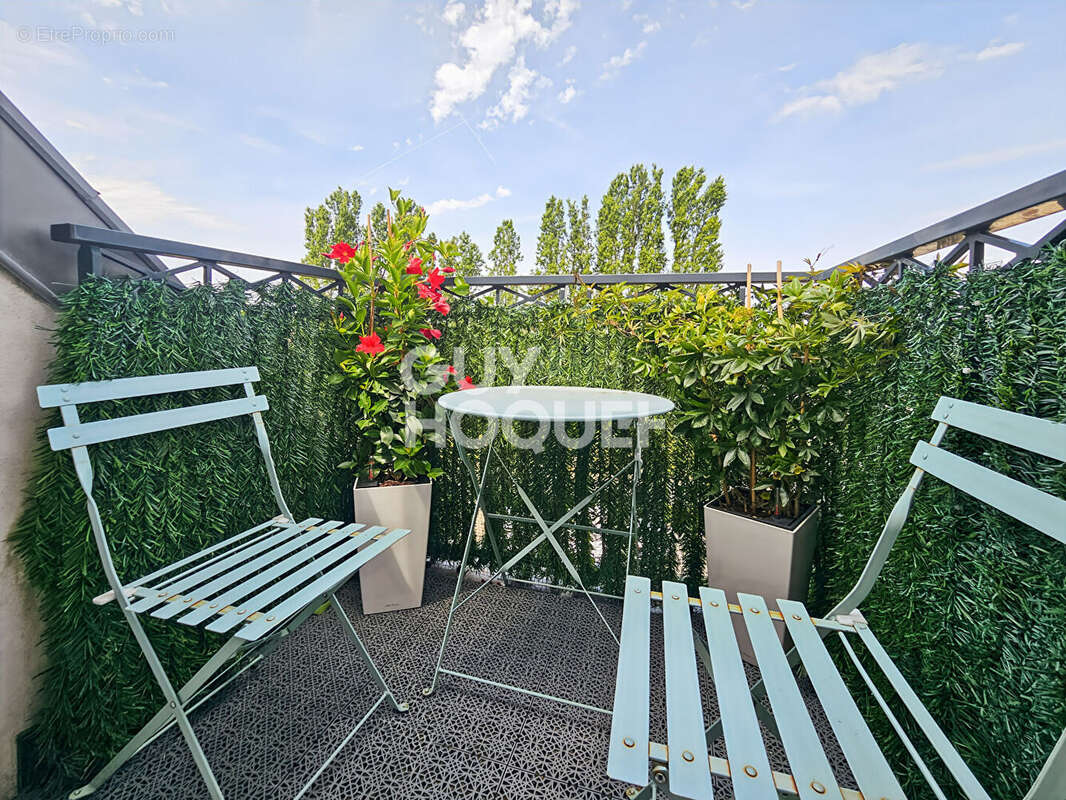 Appartement à FONTENAY-TRESIGNY
