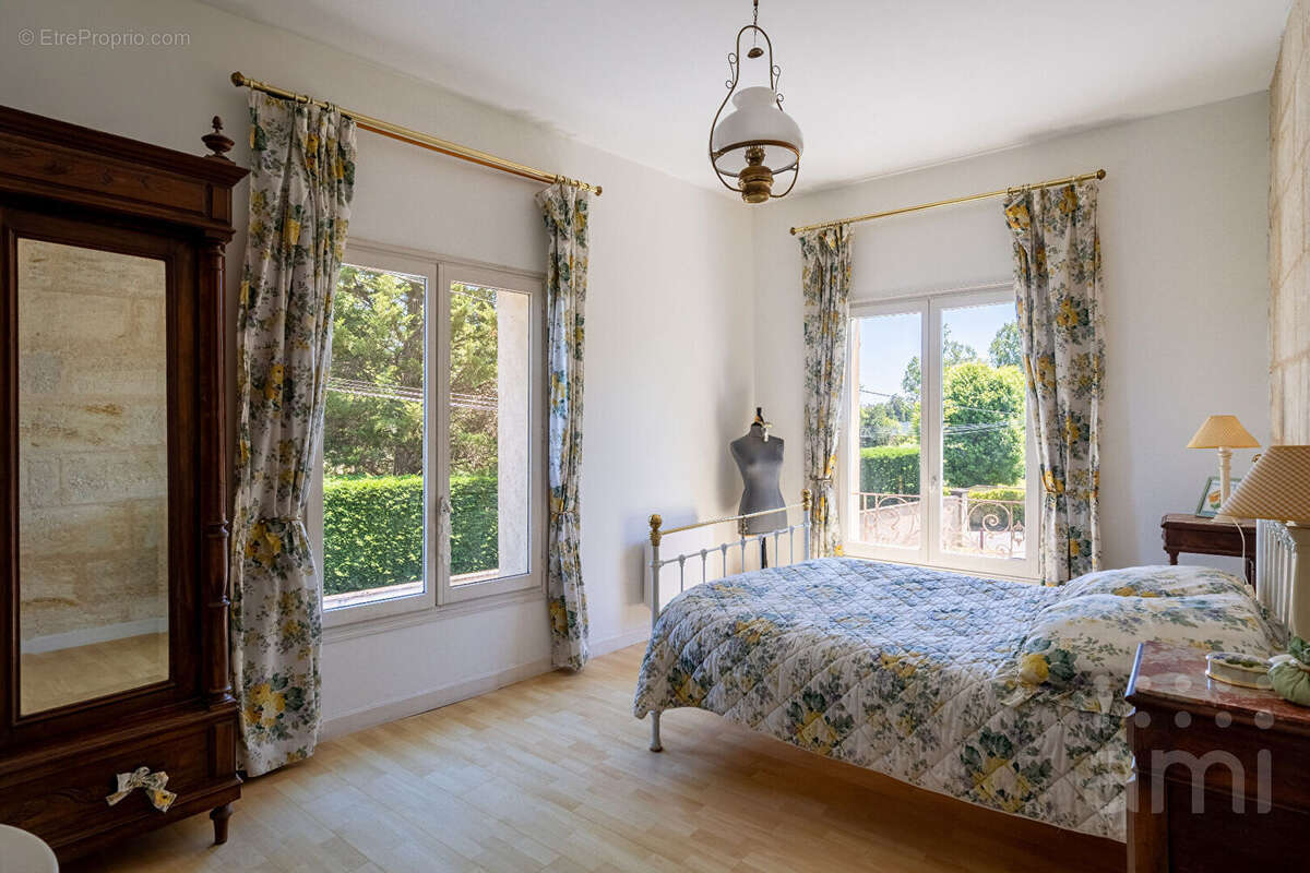 Maison à ARTIGUES-PRES-BORDEAUX