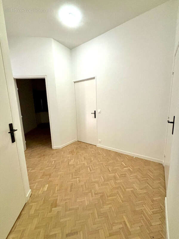 Appartement à PARIS-12E