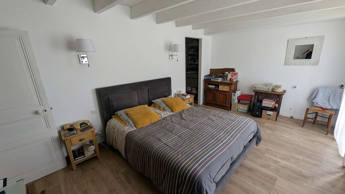 Maison à COULON