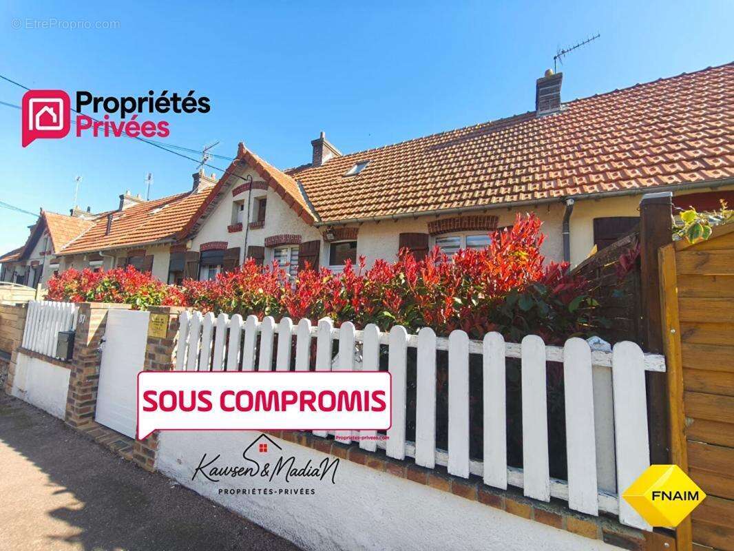 Maison à LA BONNEVILLE-SUR-ITON