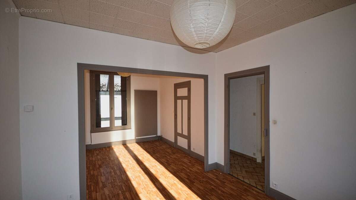 Maison à CUSSET