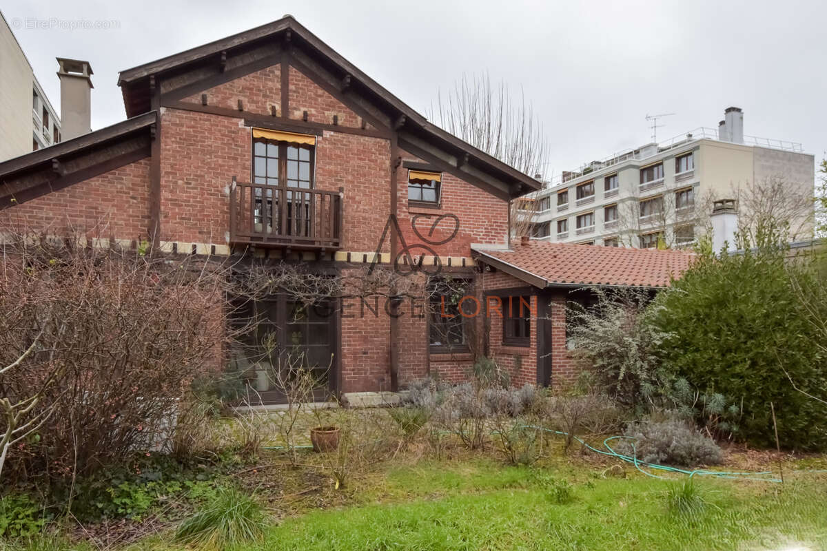 Maison à LE VESINET