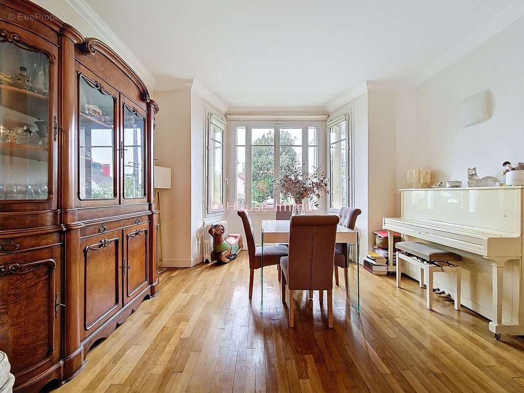 Maison à VILLEMOMBLE