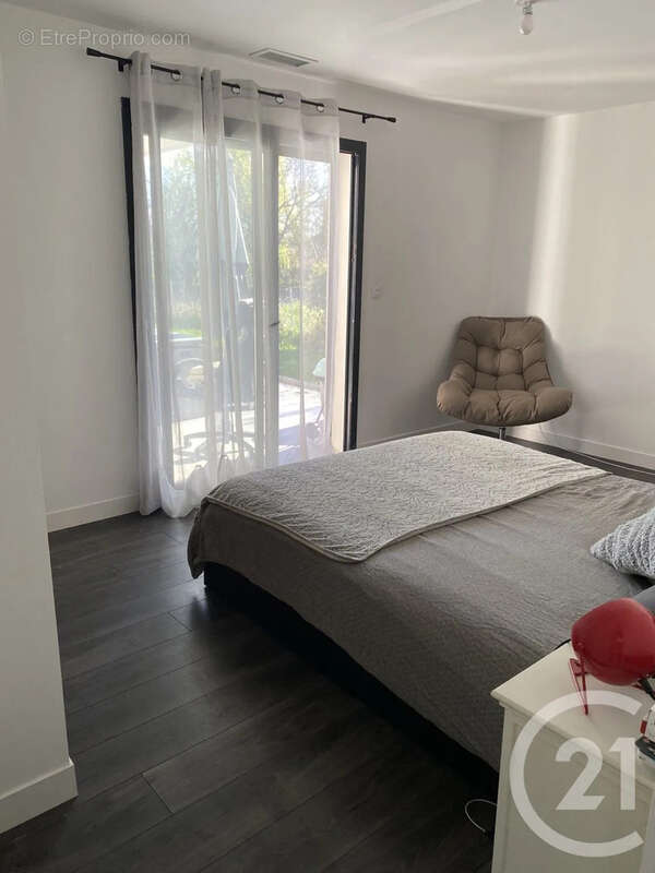 Maison 167 m² à Gaillac  - photo 7