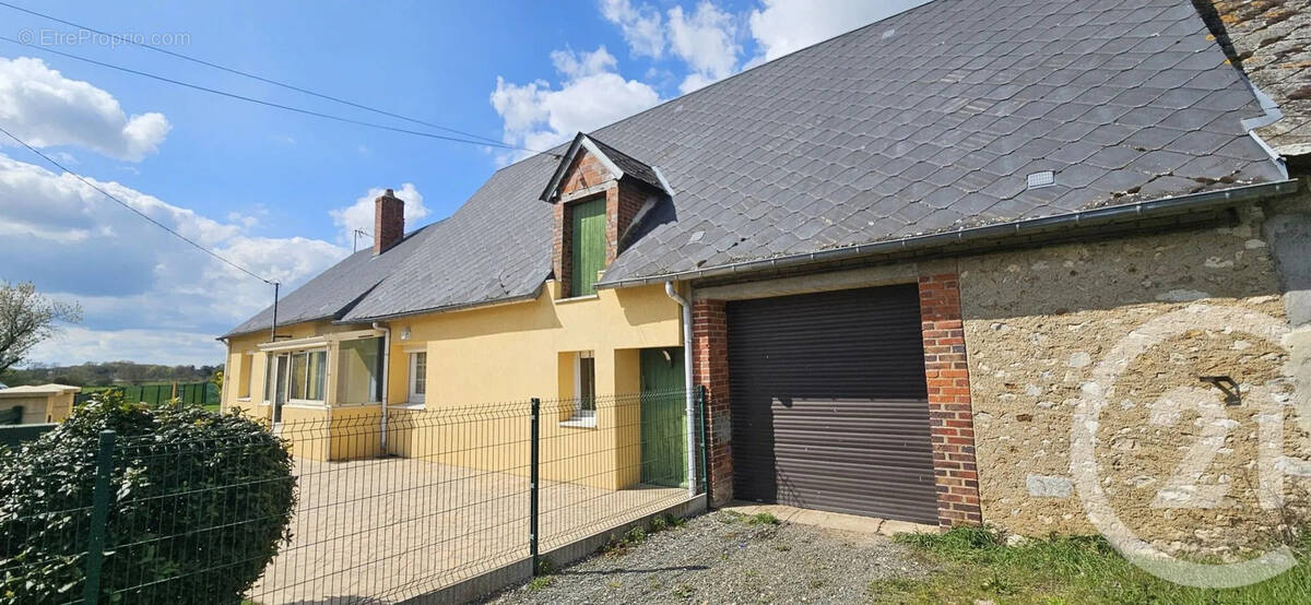 Maison à ALLUYES