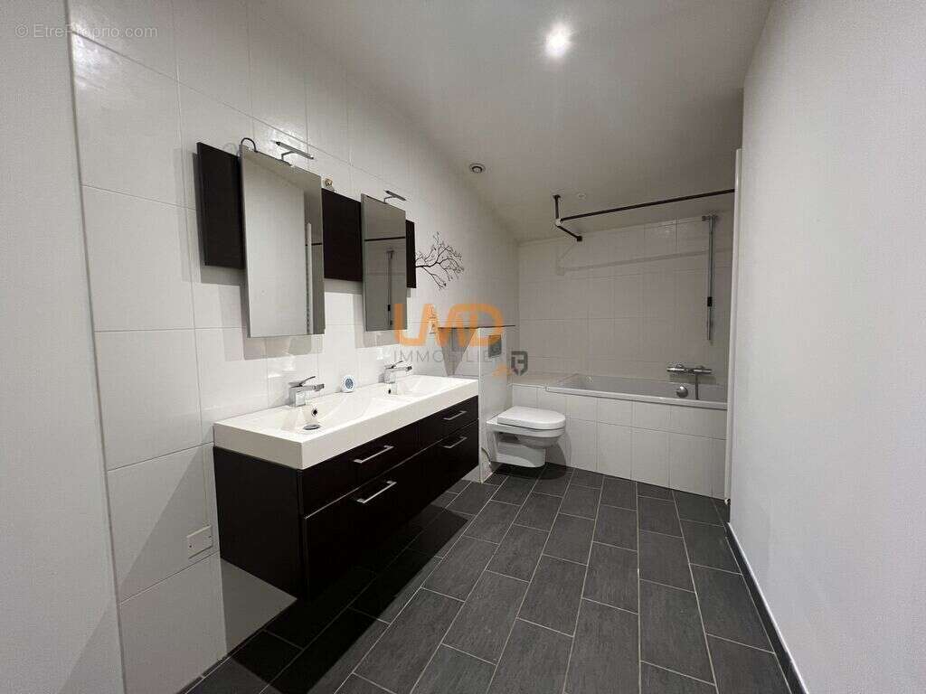 Maison à ANTRAIGUES-SUR-VOLANE