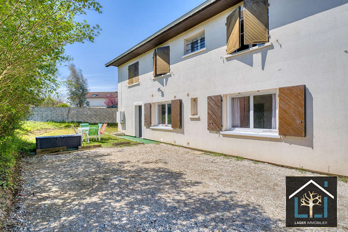Appartement à PIZAY