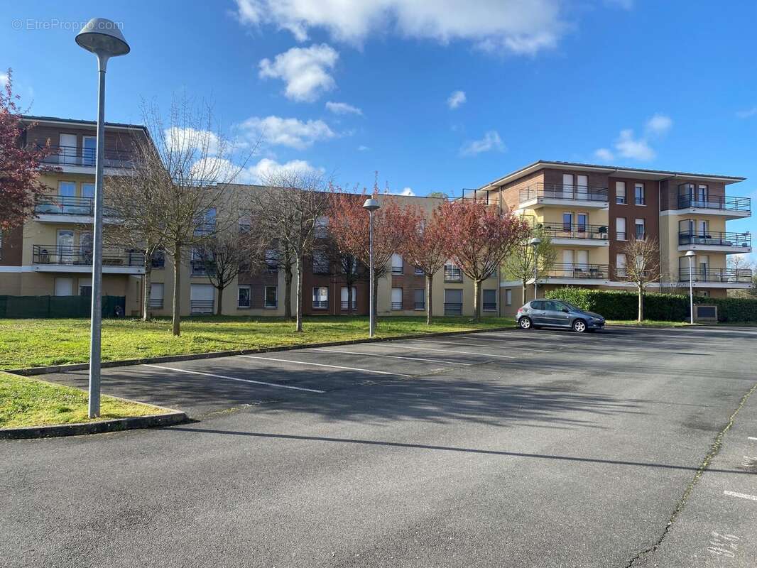 Parking à VIGNEUX-SUR-SEINE