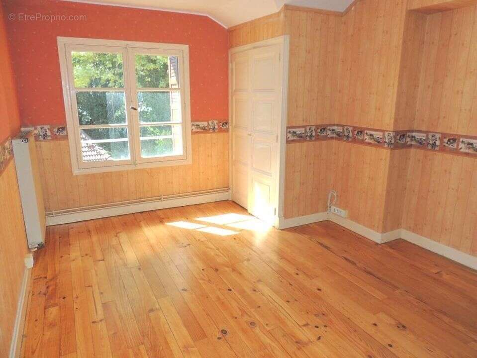 Maison à ROMANS-SUR-ISERE