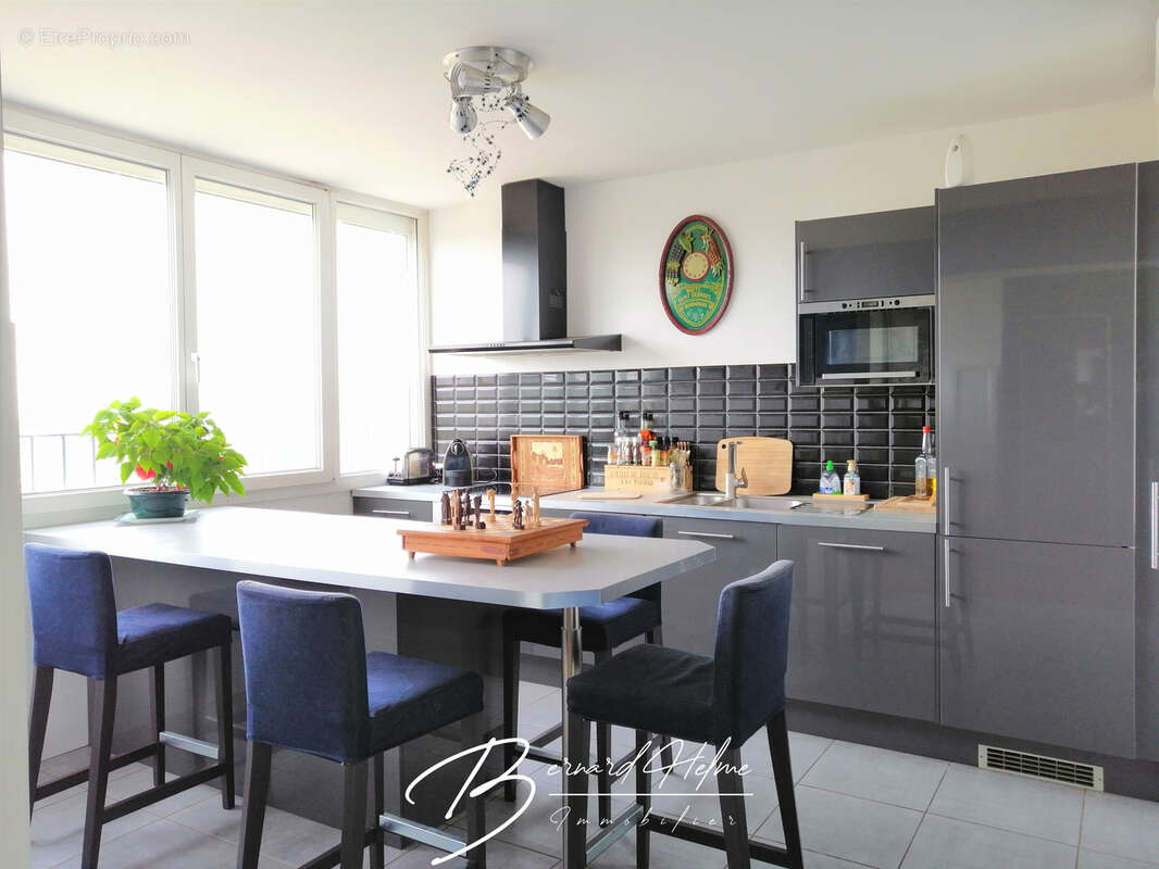 Appartement à MARSEILLE-9E