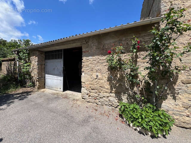 Maison à PEYRIAC-MINERVOIS