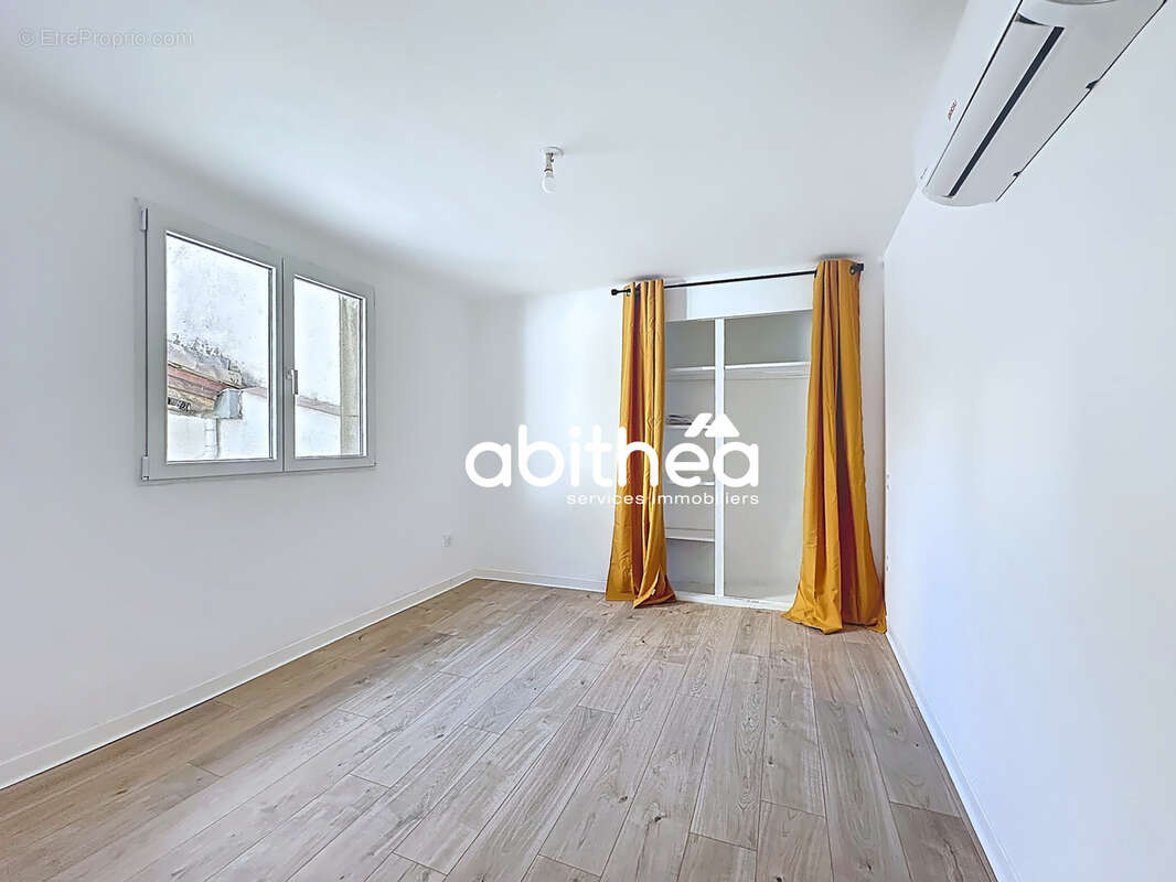 Appartement à THEZAN-LES-BEZIERS