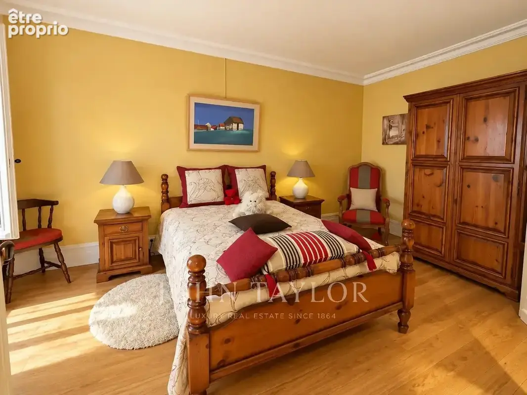 Appartement de prestige - deux places de parking, ascenseur - Jardin Public - John Taylor Bordeaux - photo 12