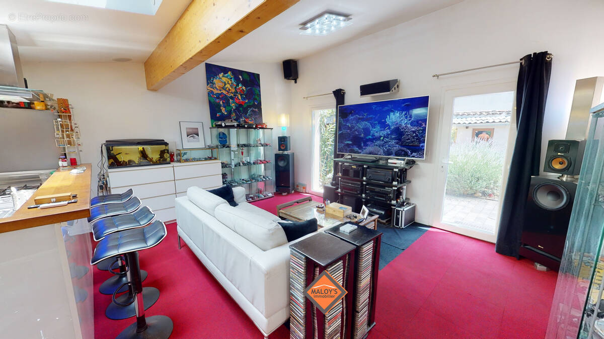 Appartement à FONTAINES-SUR-SAONE