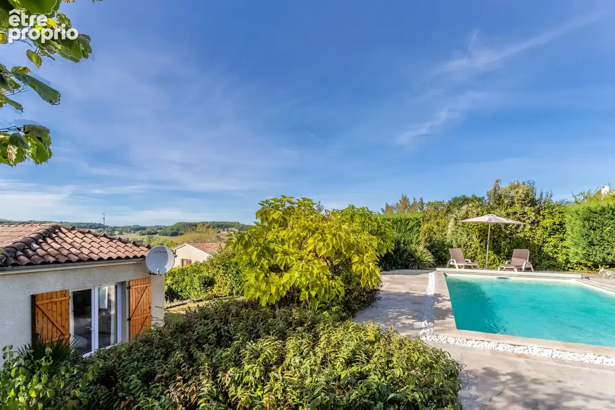 Maison de village avec jardin, piscine et parking - photo 27