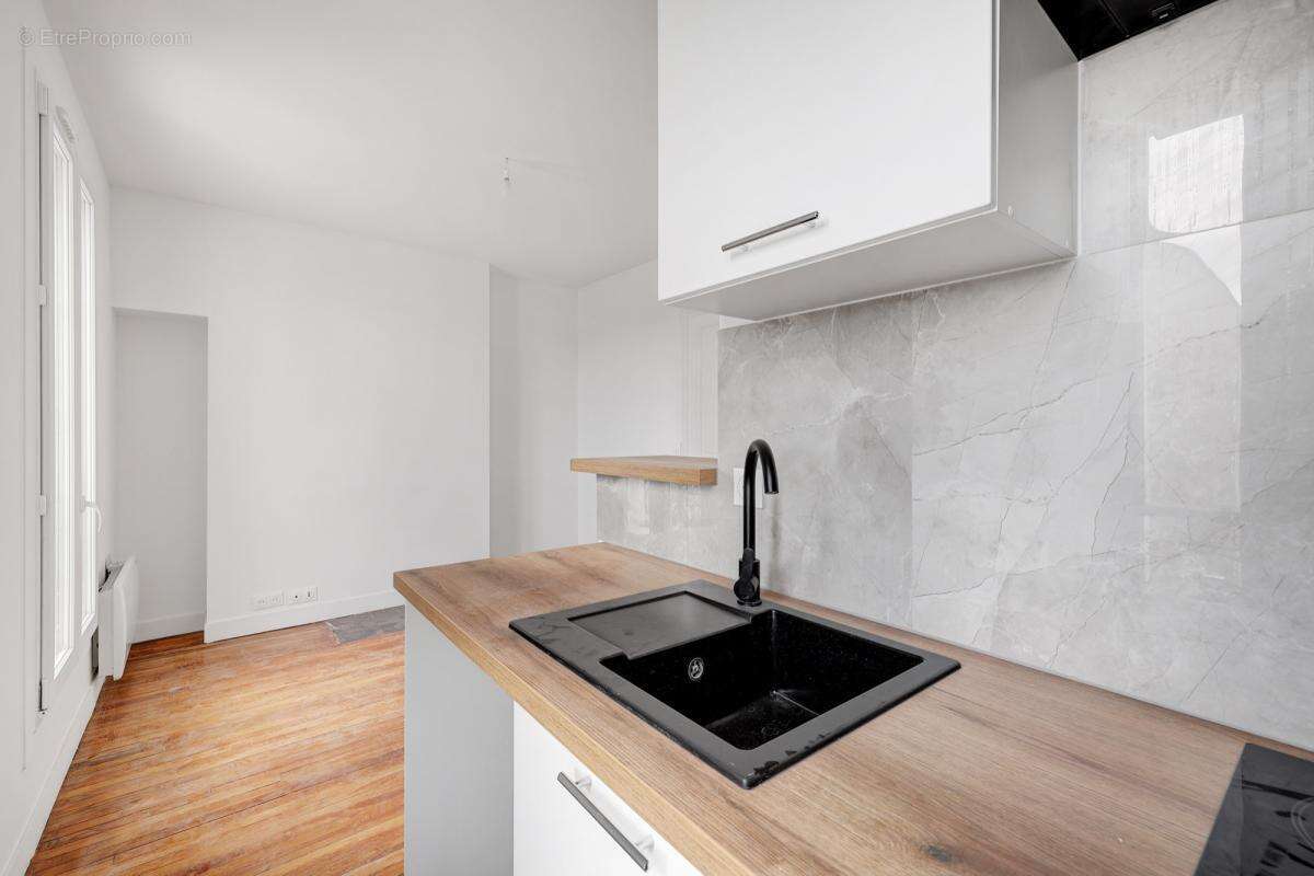 Appartement à PARIS-20E