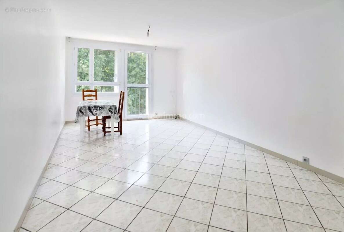Vente Appartement Crosne(91560) 164 000ï¿œ - photo 6