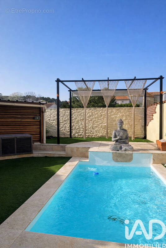 Photo 1 - Maison à ISTRES