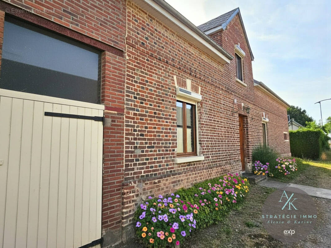 Maison à ETREPAGNY