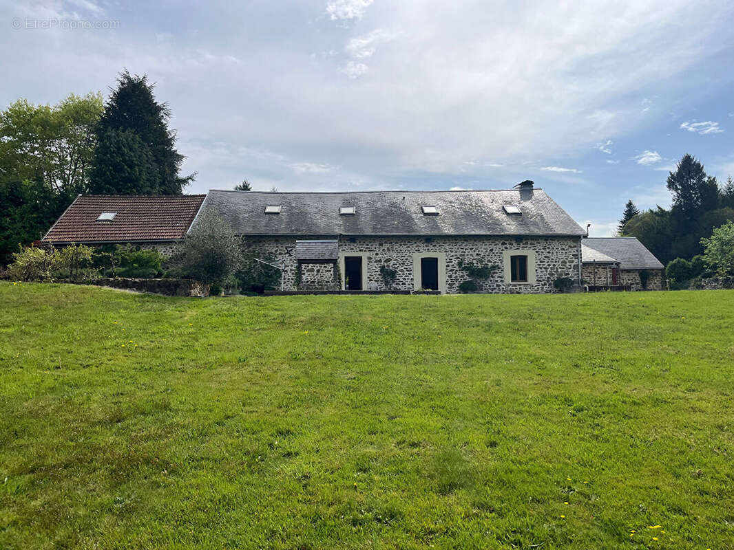 Maison à DOMPS