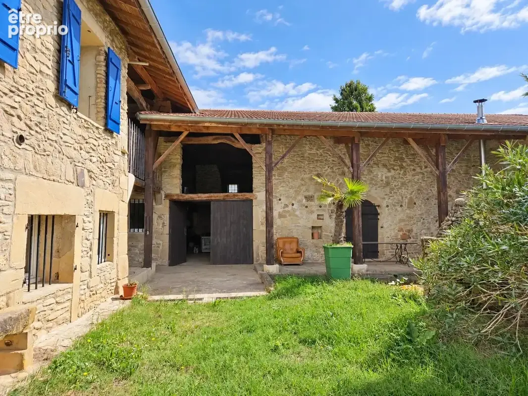 Saint-lattier – maison en pierre 110 m² – 275 m² de dépendances – terrain 1940 m² - photo 2