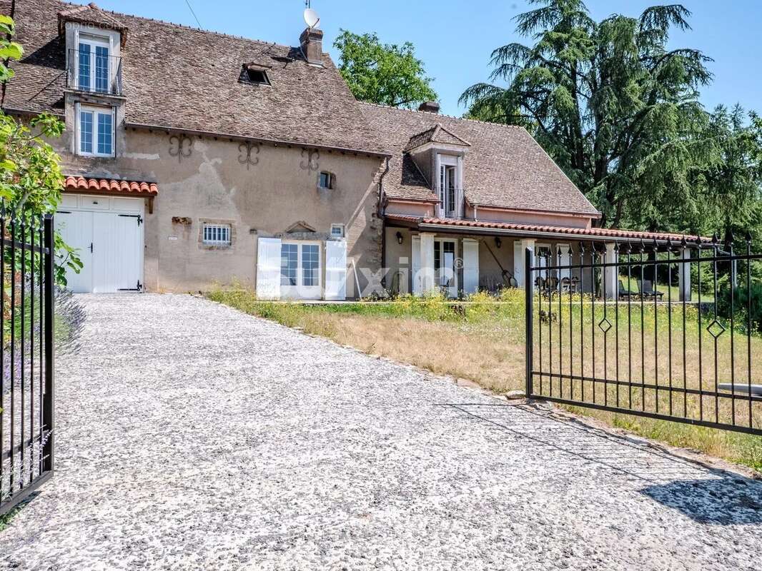 Maison à MELLECEY