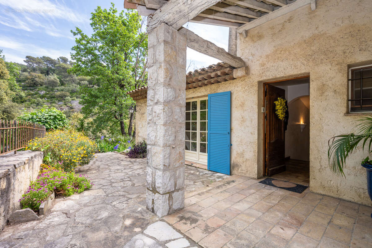 Maison à LA COLLE-SUR-LOUP