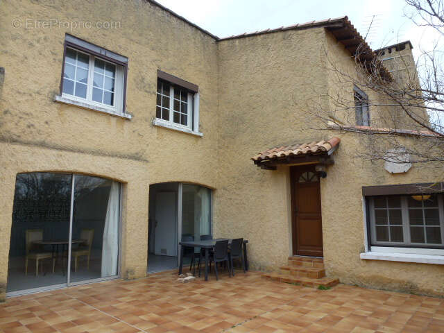 Maison à VILLENEUVE-LES-AVIGNON