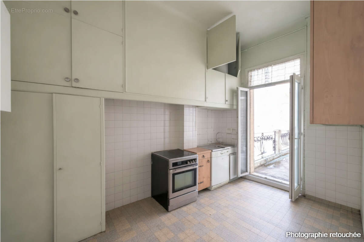 Appartement à MARSEILLE-6E