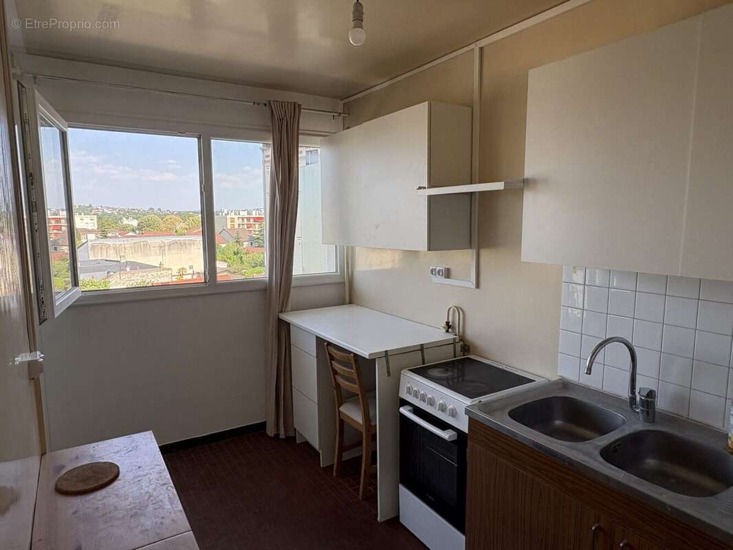 Appartement à SAINT-MAUR-DES-FOSSES