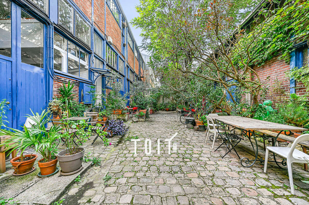 Appartement à PARIS-14E