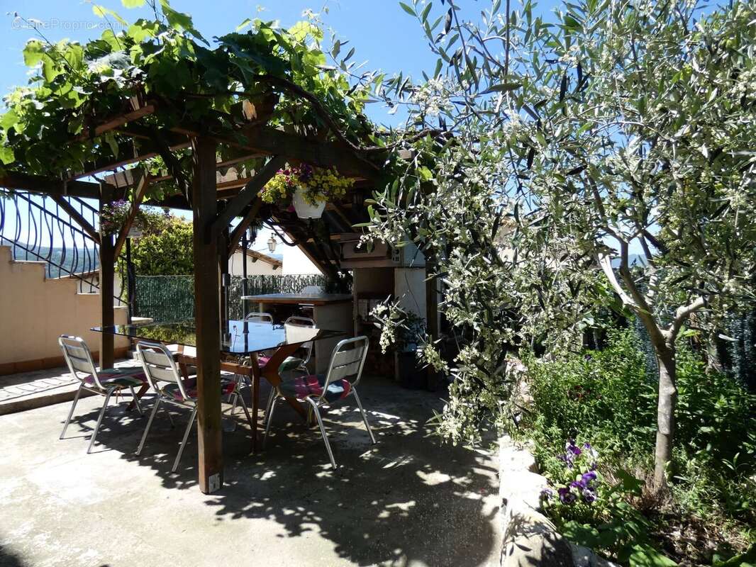 Maison à SAINT-ANTONIN