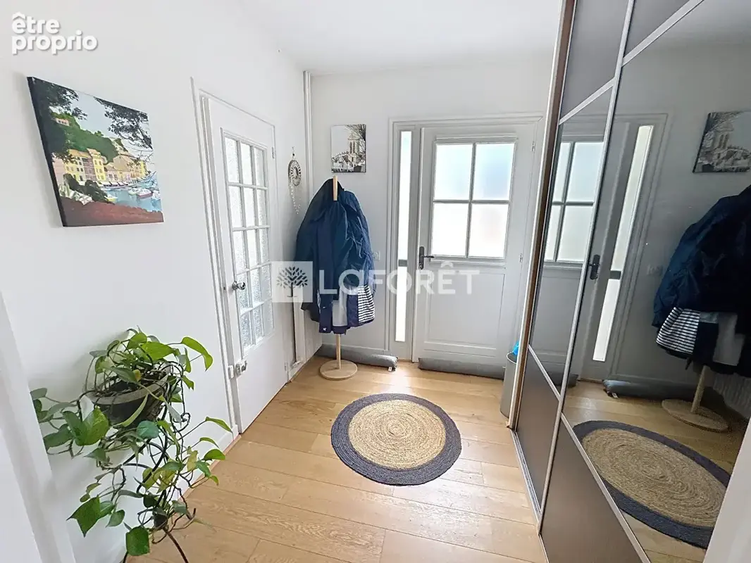 Duplex Saint Nom La Bretèche centre village 5 pièce(s) 152 m2 - photo 9