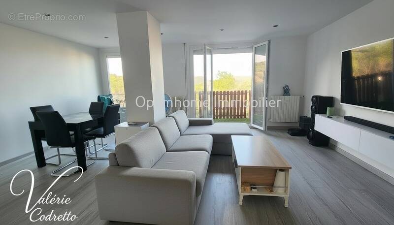 Appartement à HYERES