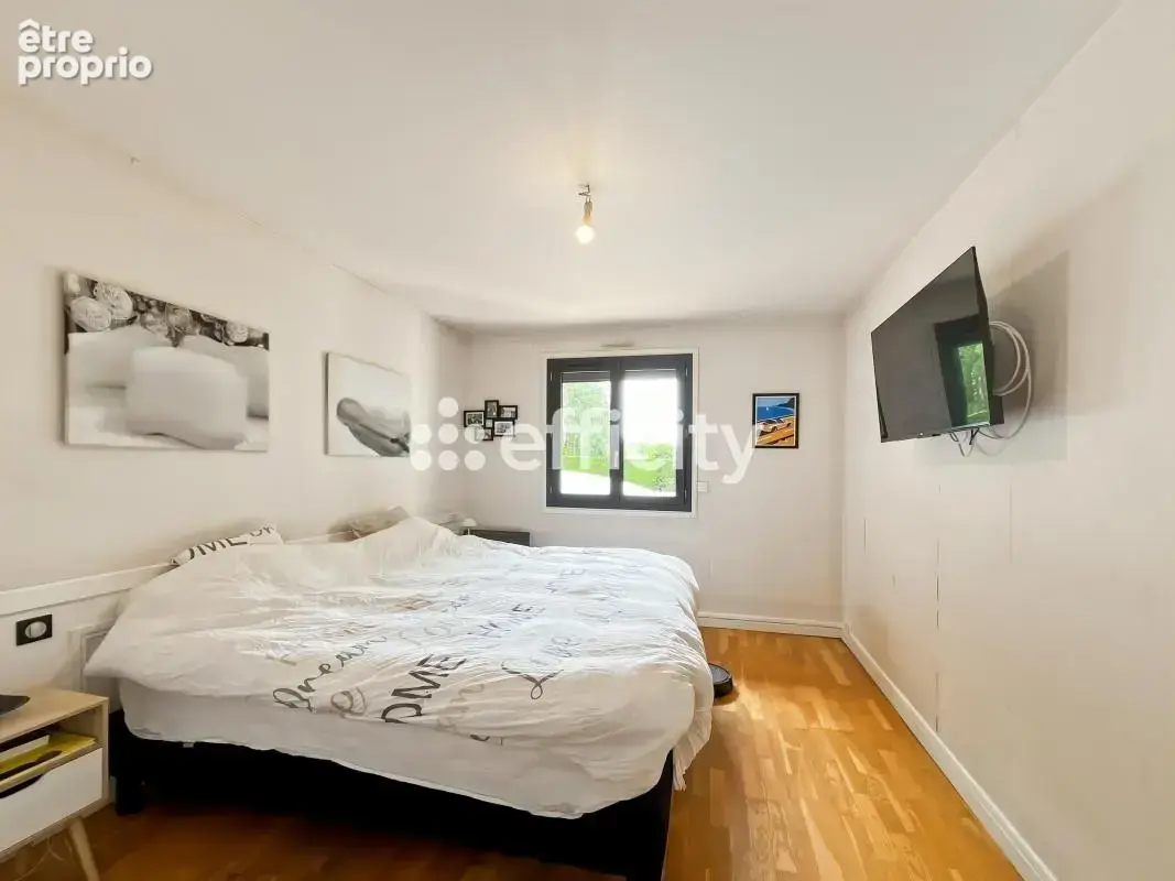 Maison 9 pièces 205 m² à vendre à Puy-Guillaume (63290) - photo 7