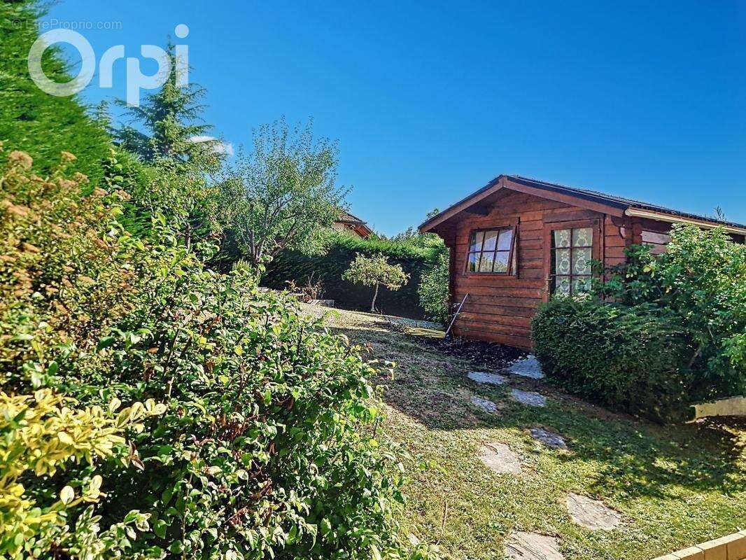 Maison à MONNETIER-MORNEX