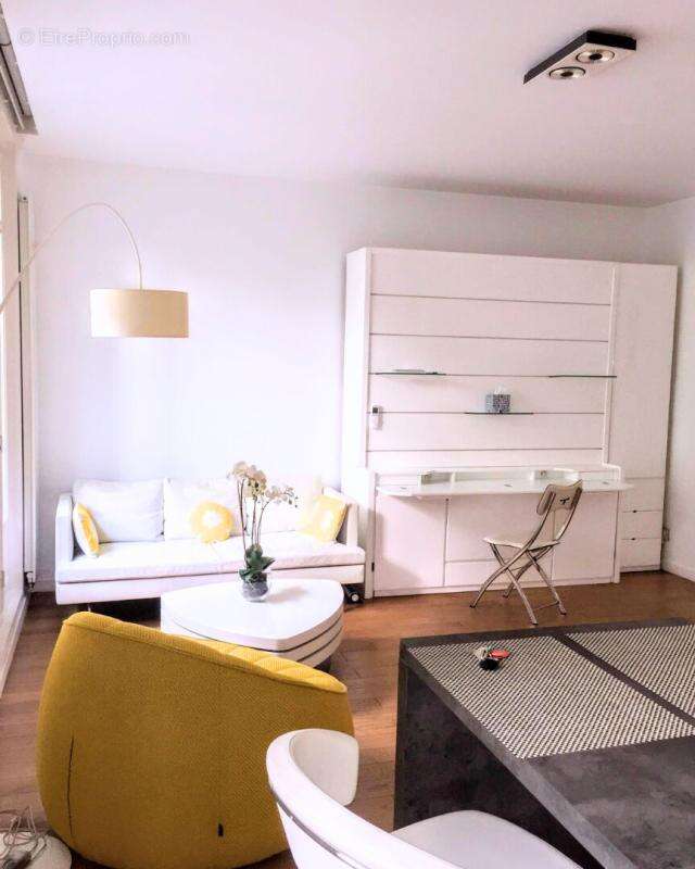 Appartement à PARIS-4E