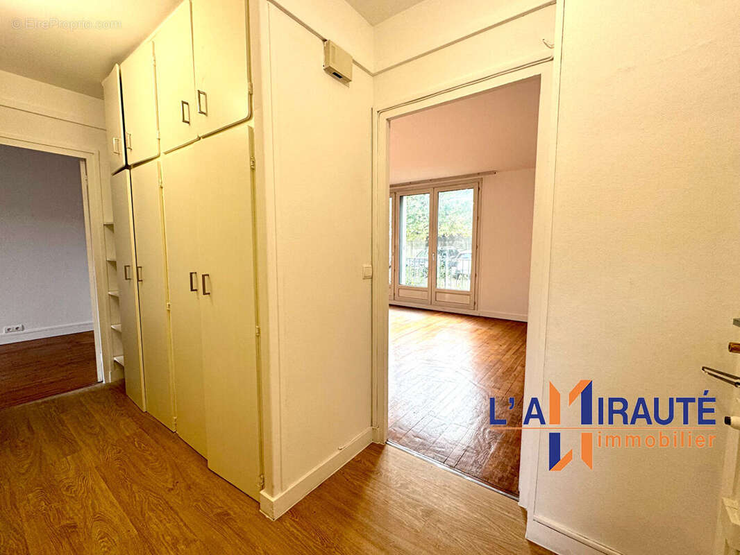 Appartement à ASNIERES-SUR-SEINE