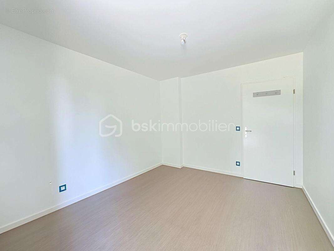 Appartement à BAGNEUX