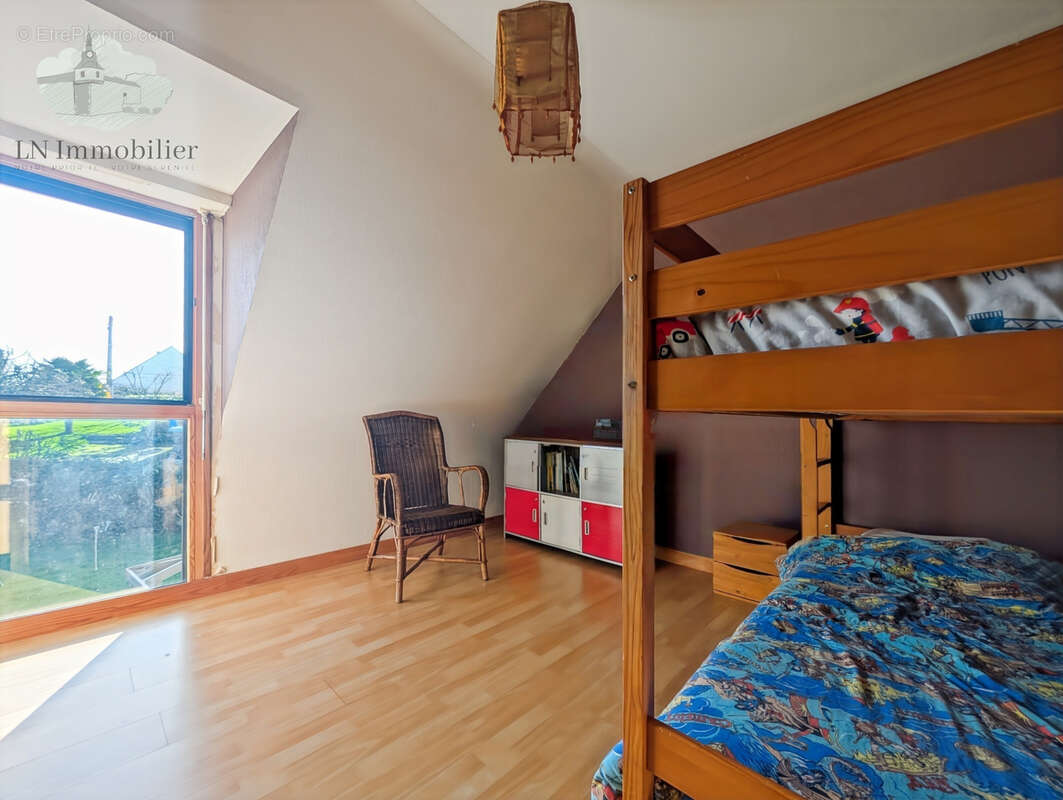 Maison familiale - 143 m2 - entre mer et campagne de guidel - photo 17