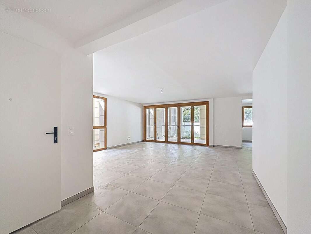 Photo 3 - Appartement à VILLENEUVE-LES-AVIGNON