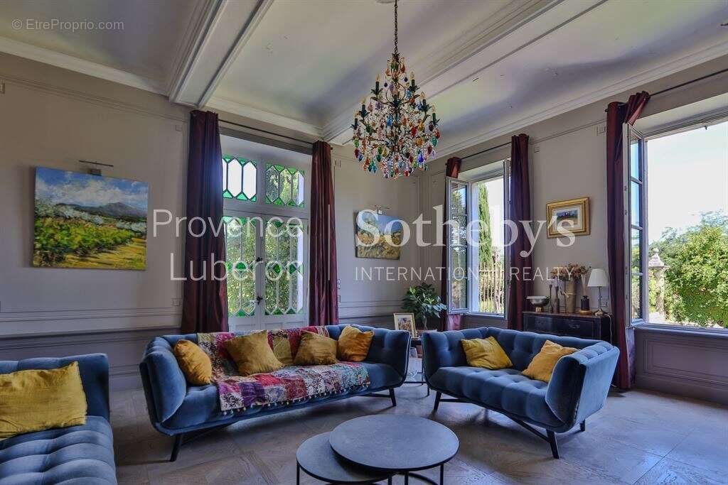 Maison à LORIOL-DU-COMTAT