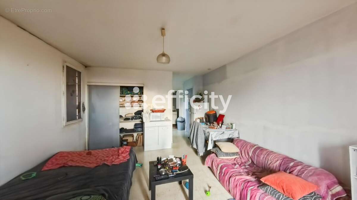 Appartement à FUMEL