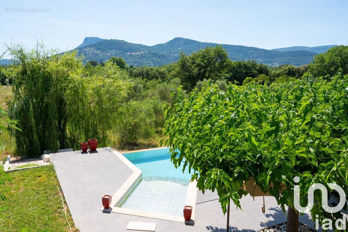 Photo 1 - Maison à SOLLIES-PONT