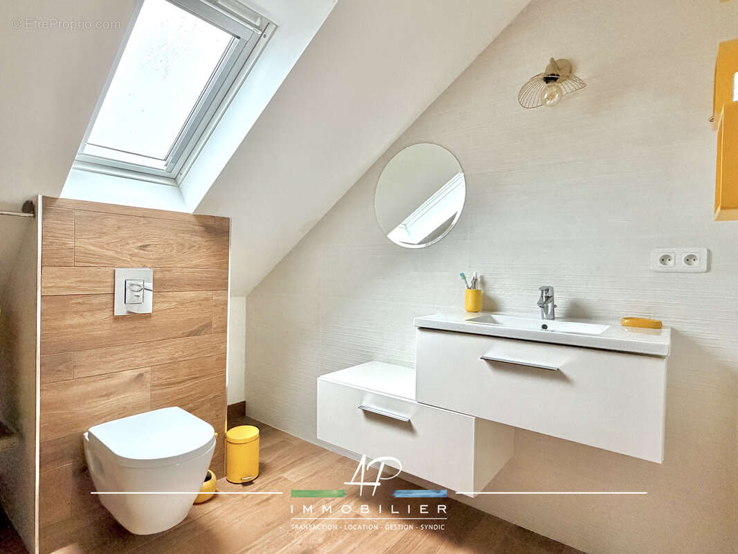 Maison à SAINT-JULIEN